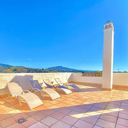 Sunset Golf Apartamento